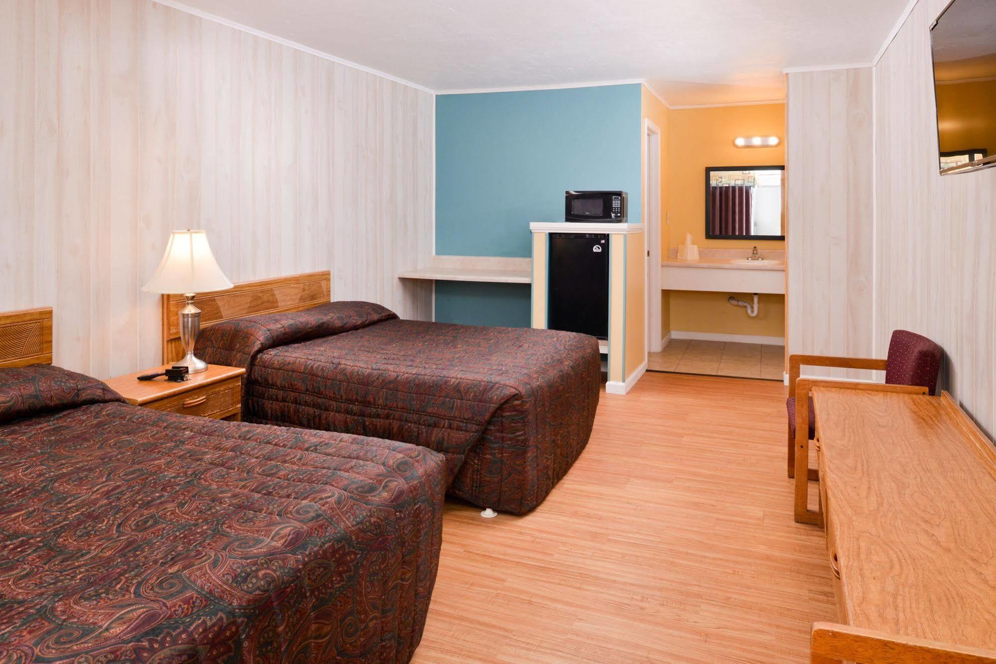 Red Carpet Inn Battleboro Eksteriør bilde
