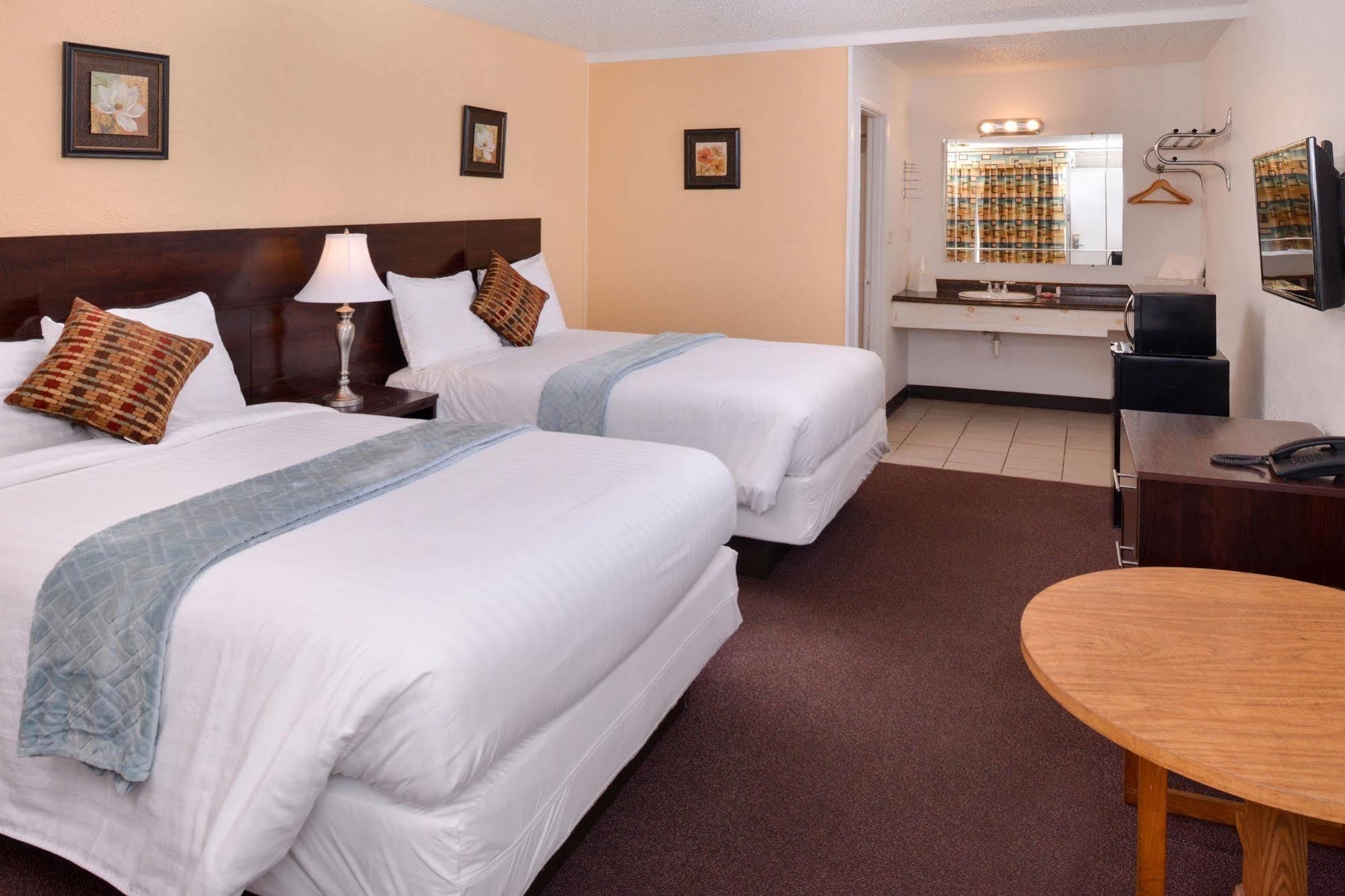 Red Carpet Inn Battleboro Eksteriør bilde